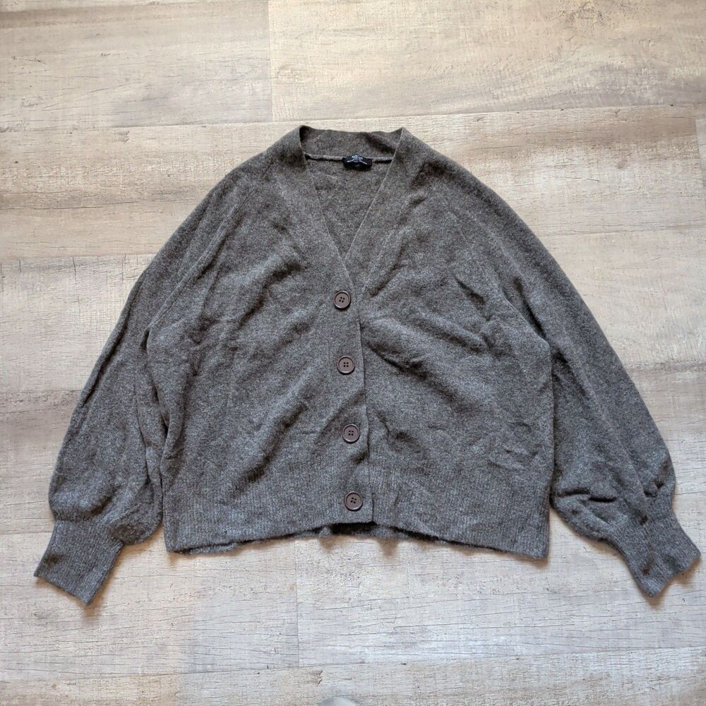 New Parfois Collection Grey Button-Front Cardigan Sweater One Size Long Sleeve M